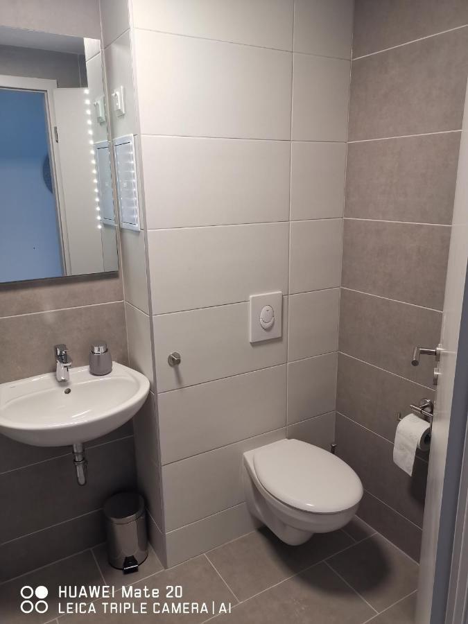 Csanád Apartman Appartamento Siófok Esterno foto