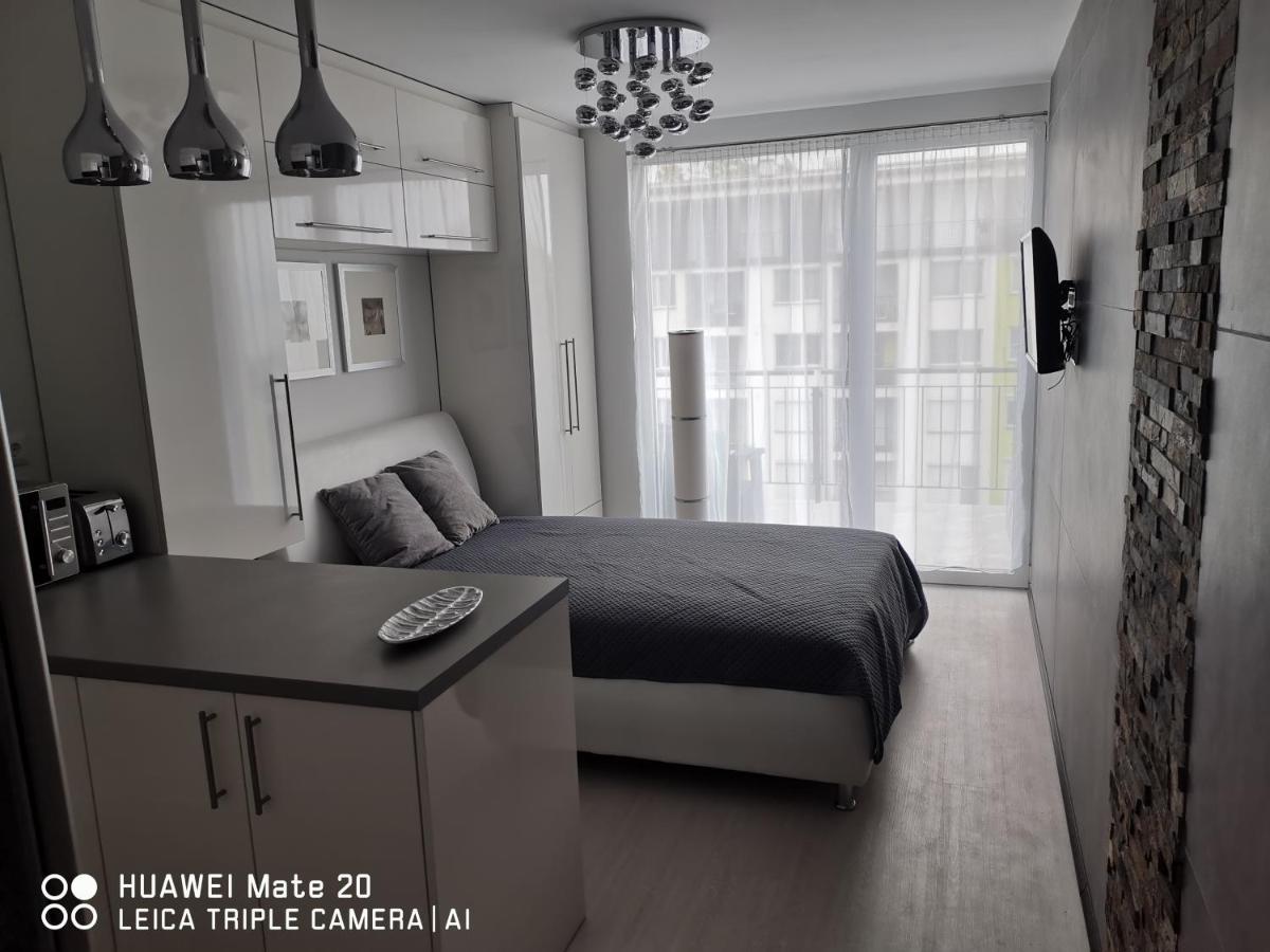 Csanád Apartman Appartamento Siófok Esterno foto